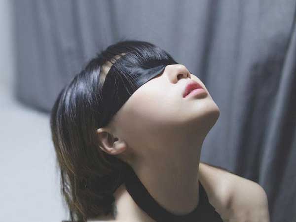 不过一旦你的精准度选对了，两人就属于同一个世界的人，那么在追的时候就会减少很多麻烦