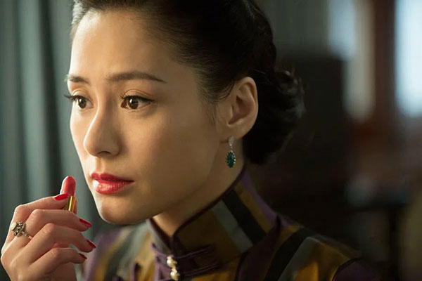 对自己的劈腿花心当然只字不提，故意塑造自己深情款款的假象，真的是太为阿娇不值了。