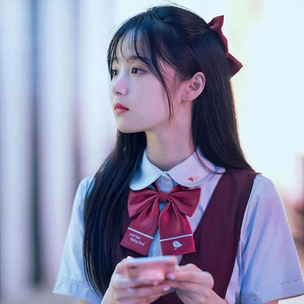 我们已经过了那个享受爱情细水长流的年代，已经过了那个日久生情的年代