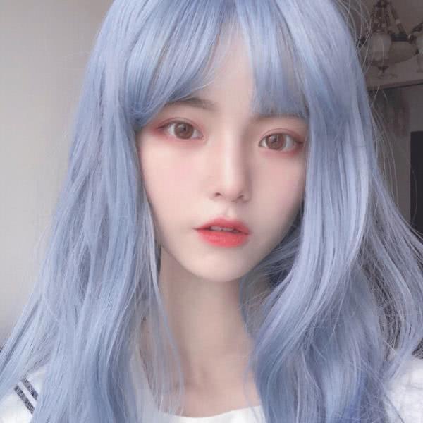 在约会的过程中好好表现自己，也能够让她对你好感倍增