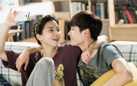 观点：30岁的女人追20岁的男生好追吗？