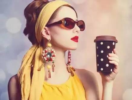 很多男生跟女生在一起不知道说什么