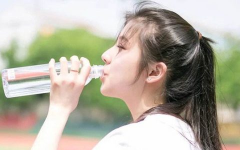 吃透这两句话，在追求女生的道路上无人能敌