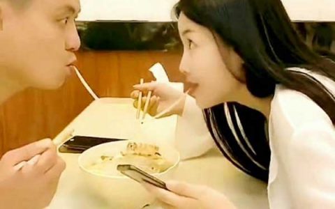 女追男的感情会长久吗？做个“操心的老妈子”是否值得？