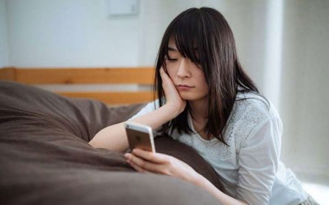 “如果他想理我，就会主动找我吧”，为什么我们总在等别人主动？