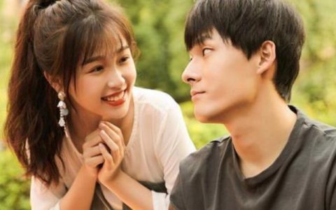 情侣、夫妻之间该做到绝对坦诚吗？准确表达自己内心的感受