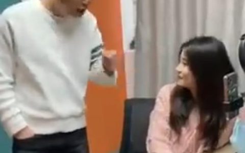 光头文撩妹语录：男人单身才叫单身狗，女人单身那叫狗不理