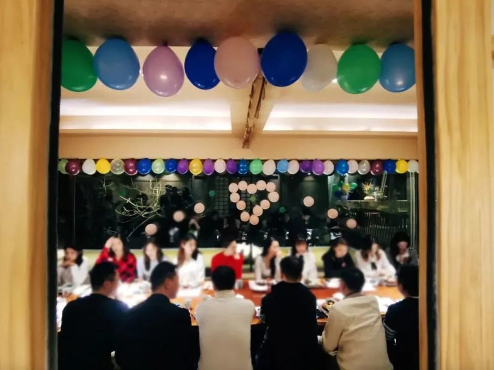 “圈层不同，不相为谋”，高端付费相亲群真的靠谱吗？