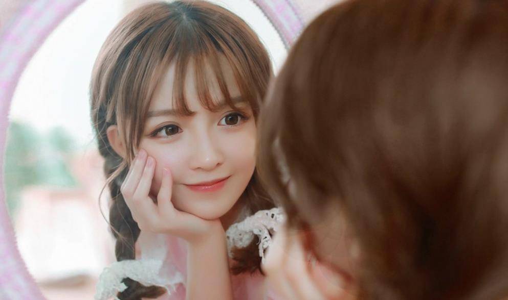 怎样和一个陌生女孩子聊天，教你三招快速聊出好感！