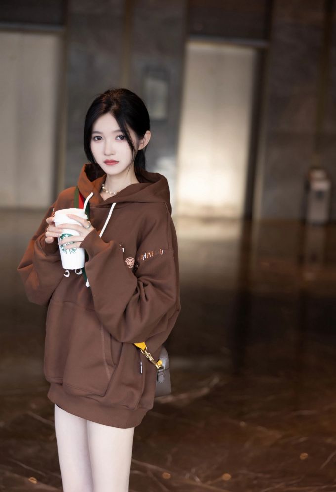 如何追求心仪的女生？两性专家教你3阶段打动她的心