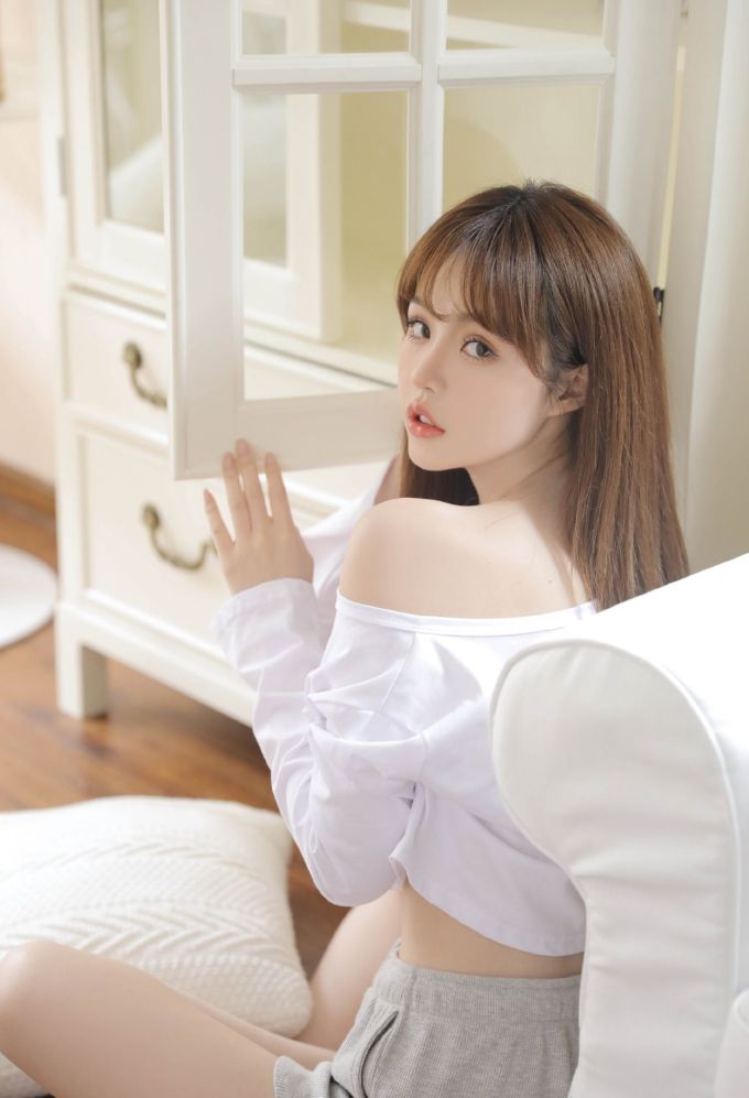 为什么20岁会死皮赖脸地追女生，30岁后和女生聊天的勇气都没有