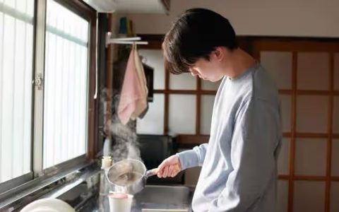 日本“单身税”：一场社会实验的公平性拷问